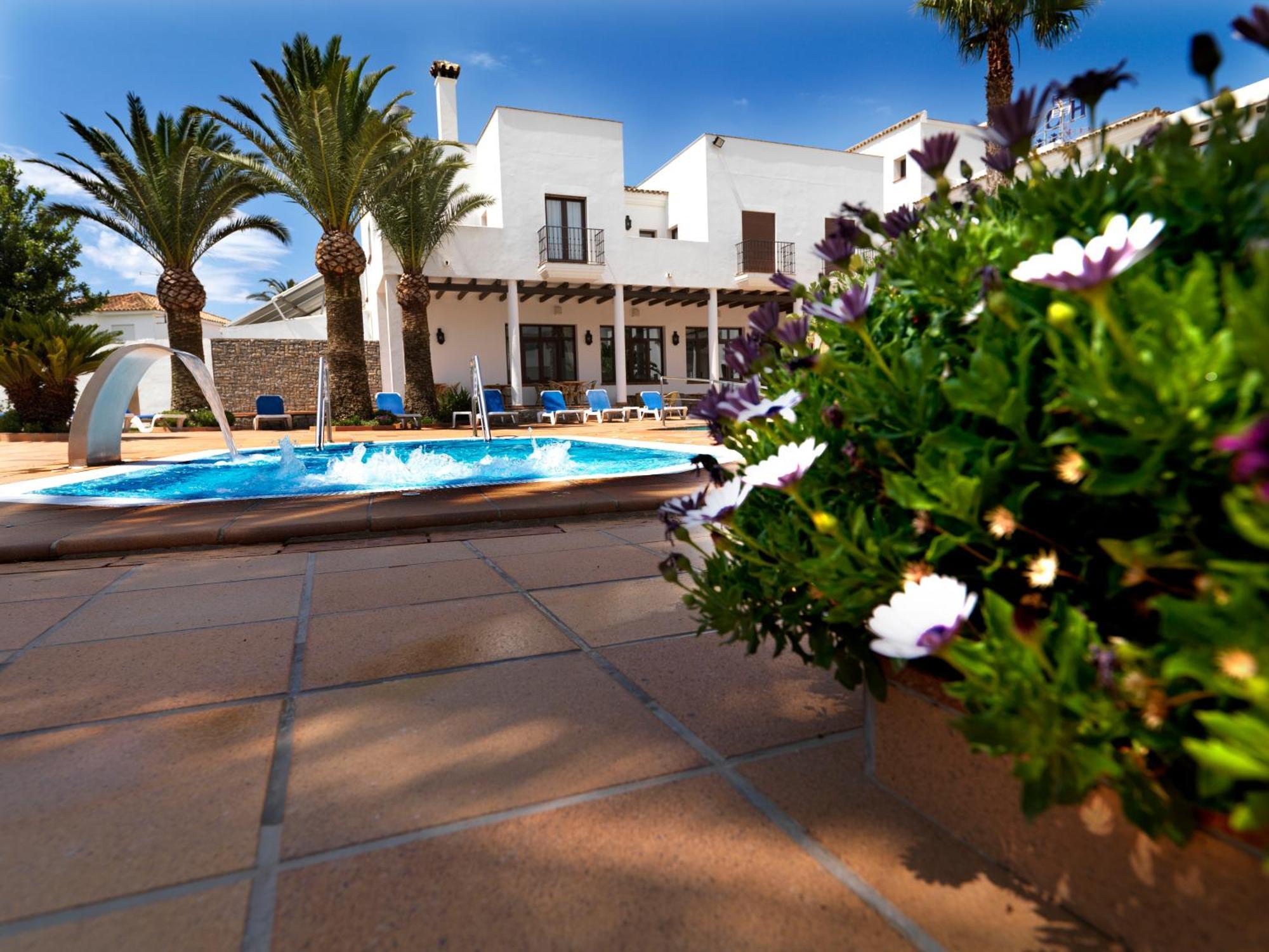Hotel Porfirio Zahara de los Atunes Εξωτερικό φωτογραφία